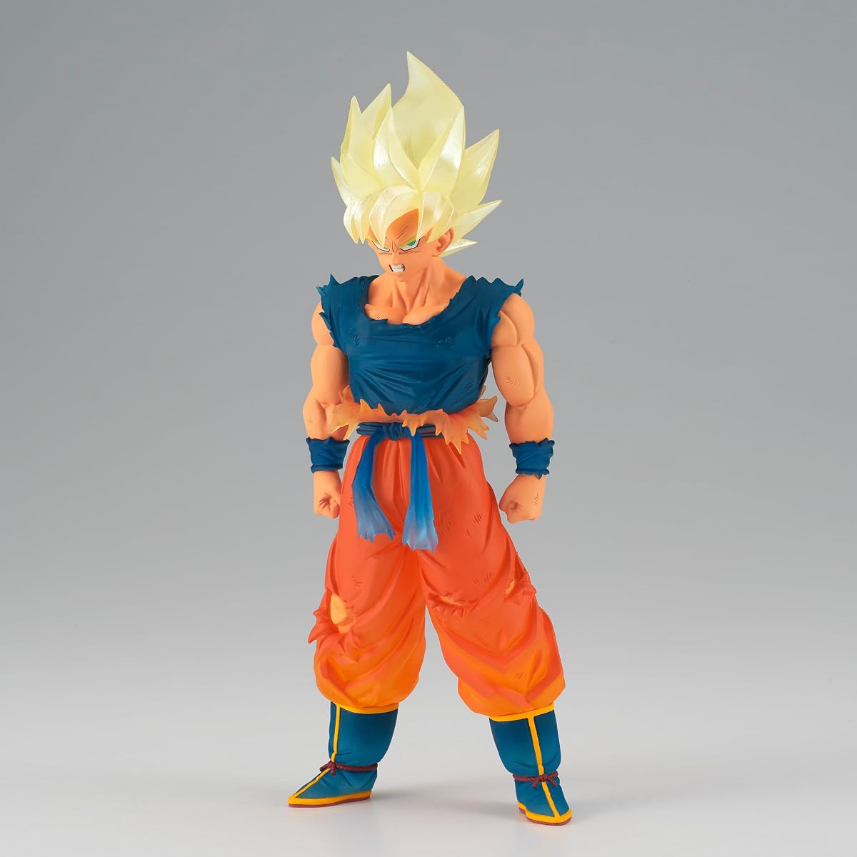 Super Saiyan Son Goku, view 3