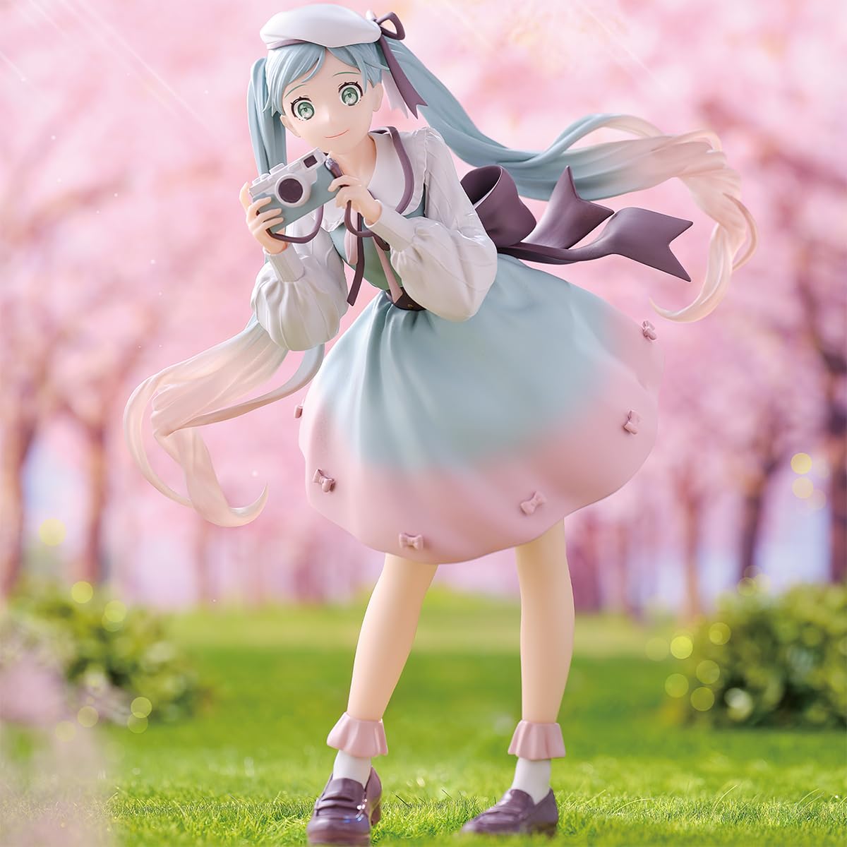 Hatsune Miku (Holiday Memories - Camera), view 3